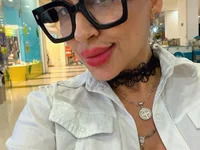 Nicolle_Your_Milf avatar