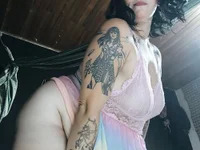 Nicolle_waterfalls avatar