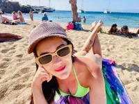 Nina881080 avatar