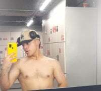 NoahVelvet_ avatar