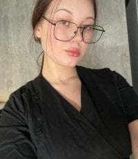 OliviaMoon_24 avatar