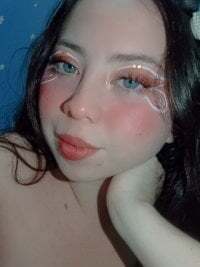 PetiteIvoryQueen19 avatar