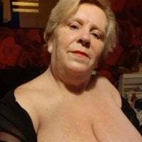 Playful_MILF_Demi avatar