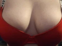 PoisedAndIvy avatar