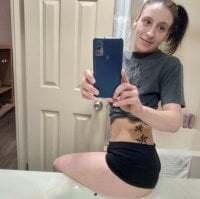 PrettyPocahontas69 avatar