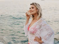 PrettyTayaOne avatar