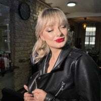 Queen_in_touch avatar