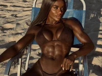 RayanneCampbell-25cm avatar