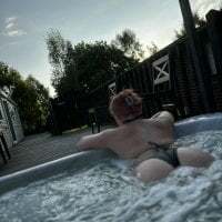 RedHeadRoxyUK avatar