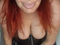 Redhead-Wife avatar