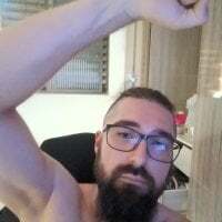 Redlovecouple avatar