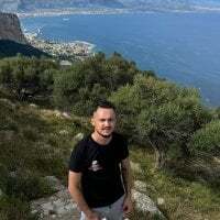 Robert7484 avatar