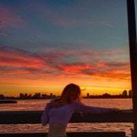 RosaMunoz_ avatar
