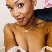 RoselleBerryxo avatar