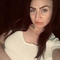 Roxee33 avatar