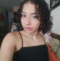 Roxy_Lux avatar