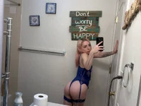 Roxybluee avatar