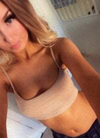 SEXY-BLONDE-AMBER avatar