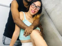 SadieAndJason avatar