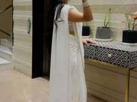 Saloni-Tyagi avatar