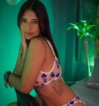 SaraHils Cam Model: Live Nude & Adult Sex Chat | Booble