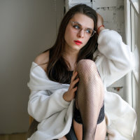 Simona_Lewis avatar