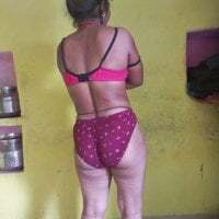 Soniya_Bhabi143 avatar