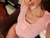 Squiirtqueenn avatar