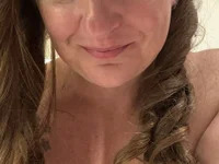 StarvedHousewife avatar