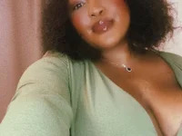 SubmissiveBabe01 avatar