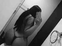 SweetNayaa avatar