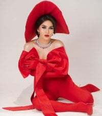 TheQueenNextDoor avatar