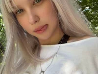 ThersaLayhew avatar