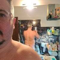 TinyPiercedCutie avatar