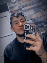 True_Di avatar