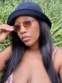 URSEXYEBONYMILF avatar