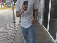 UruUru12 avatar