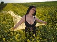 VickyDivinee avatar