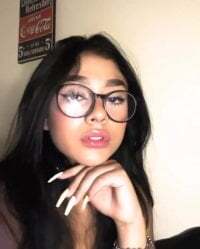 Violetta_pinkk1 avatar