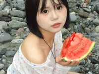 WenWen-06 avatar