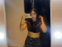 Whiney_Luxe avatar