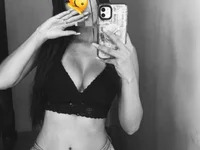 XiomaraLove12 avatar