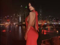 XshowgirlX avatar