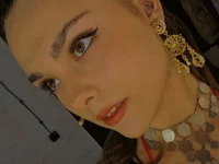 YoshikoLacourse avatar
