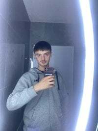 YoungWhiteDick avatar