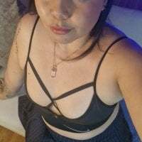 Zoey-Velvet avatar