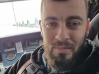 alexzu12 avatar