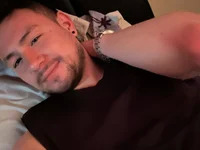 ariaz27 avatar
