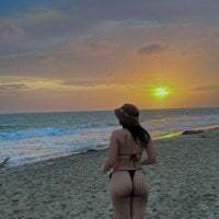 ashley_jones94 avatar