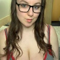 bigtits_lovesdick avatar